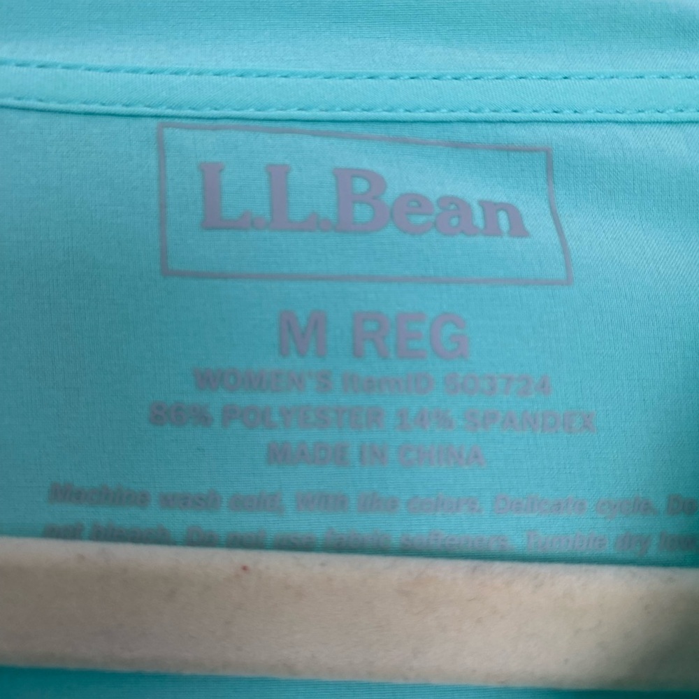 LL Bean Women Pastel Green Hooded Long Tunic Shirt Medium Lightweight‎ GorpeCore - Picture 2 of 11